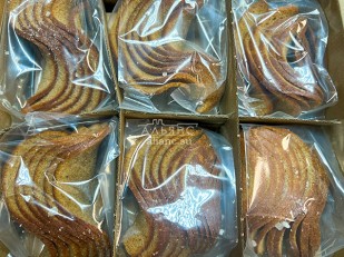 Диспенсеры для снеков: Ресторанные гренки с морской солью