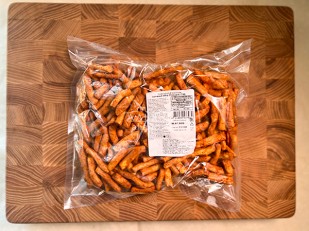 Сыр Чечил паутинка (васаби)  500 гр.: Сыр копченый на ольхе с перцем 