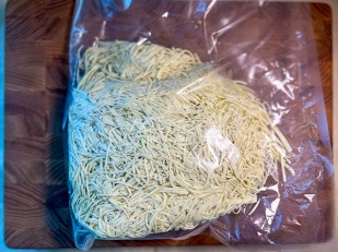 Фисташки: Сырный продукт ФЕРМЕРСКИЙ паутинка  укроп/чеснок