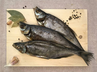 Камбала камчатская вяленая с икрой: Синец вяленый